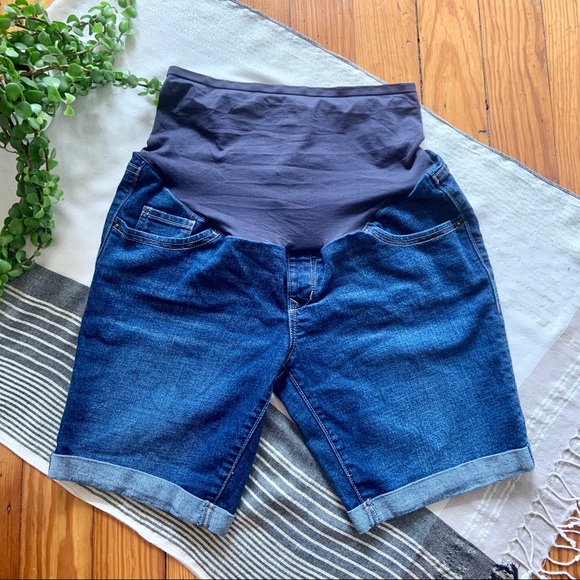 Old Navy Pants - Old Navy Maternity Bermuda Jean Shorts Full Panel